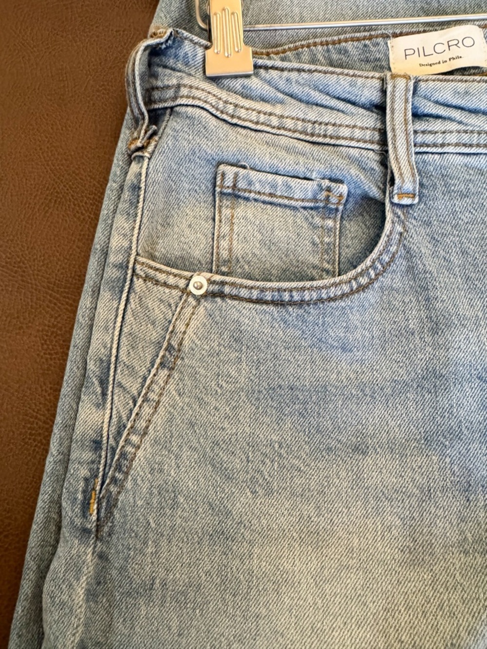 Anthropologie The Jules Mid-Rise Relaxed Straight-Leg Jeans by Pilcro - Picture 11 of 11